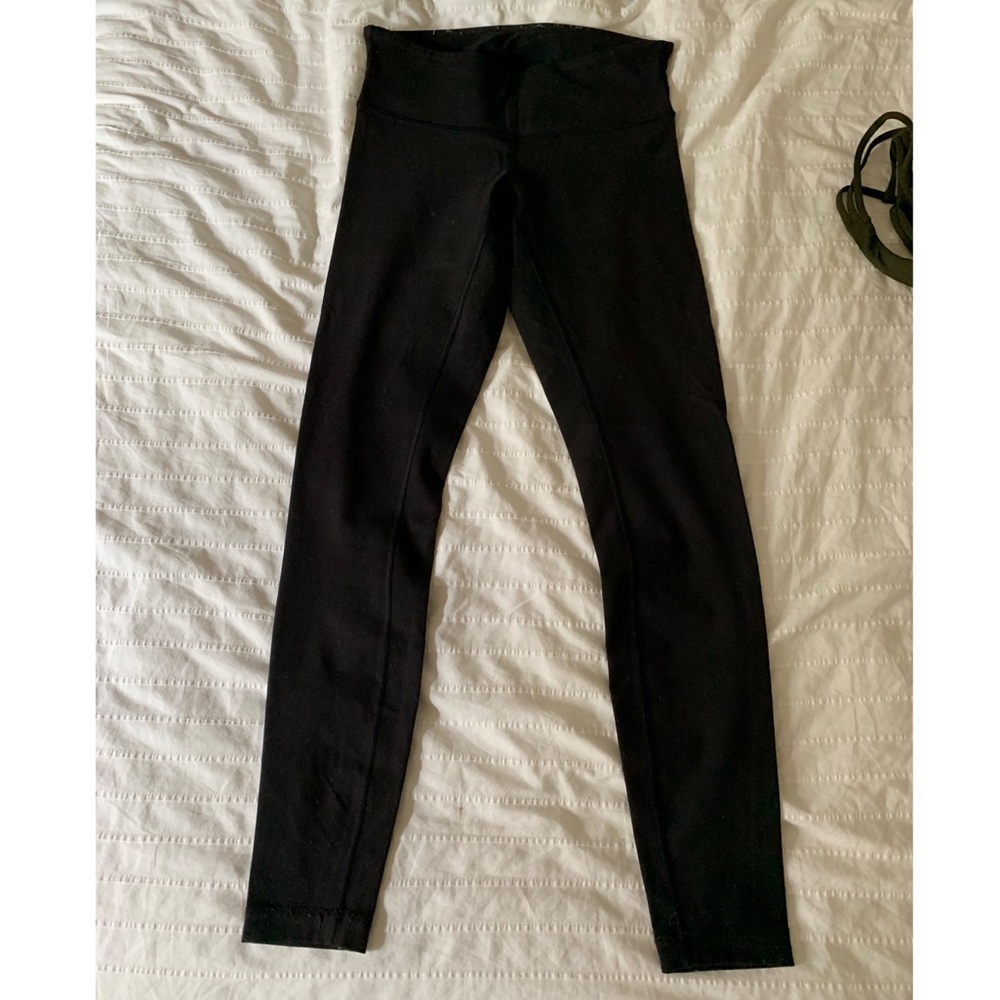 Lululemon black size 4 full length leggings - Picture 3 of 4